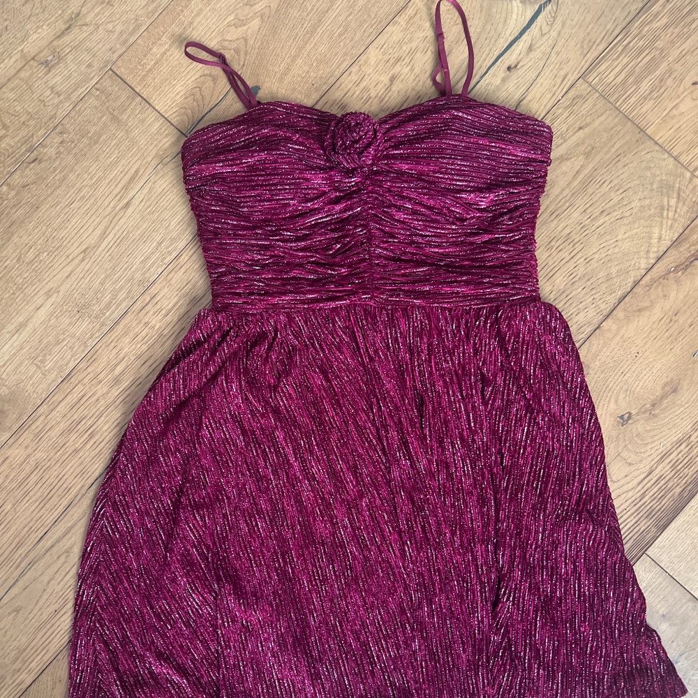 Super cute semi-formal minidress!
